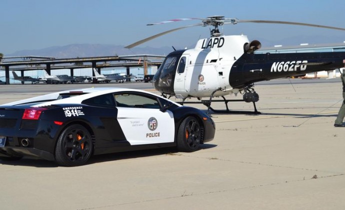 lapd_lamborghini_5_690x421.jpg