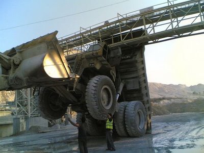 big_truck_accident_05.jpg