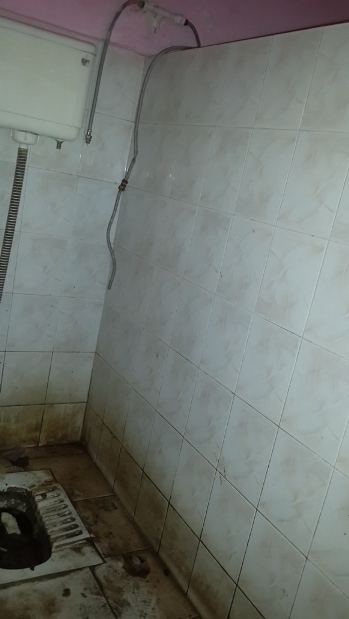 wc.jpg