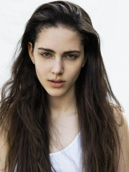 tumblr_inline_nb1054TVqs1rlzgvv.jpg