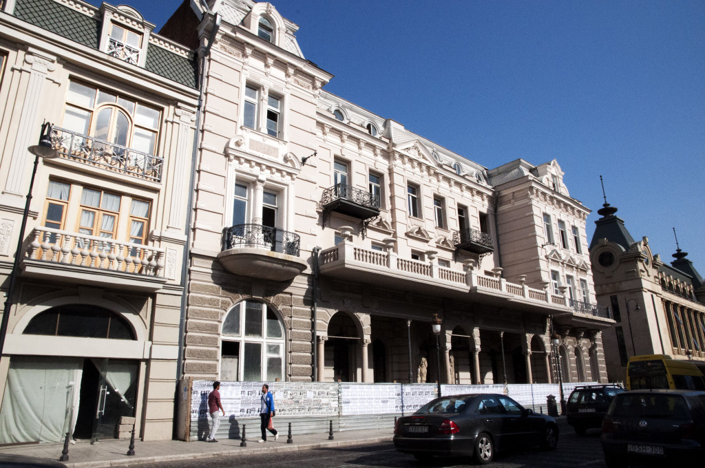 Tojinebis_teatri.jpg