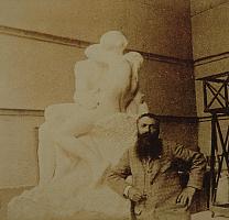kiss_marble_withrodin_200h.jpg