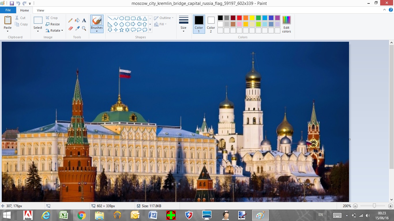 moscow_city_kremlin_bridge_capital_russia_flag_59197_602x339.jpg