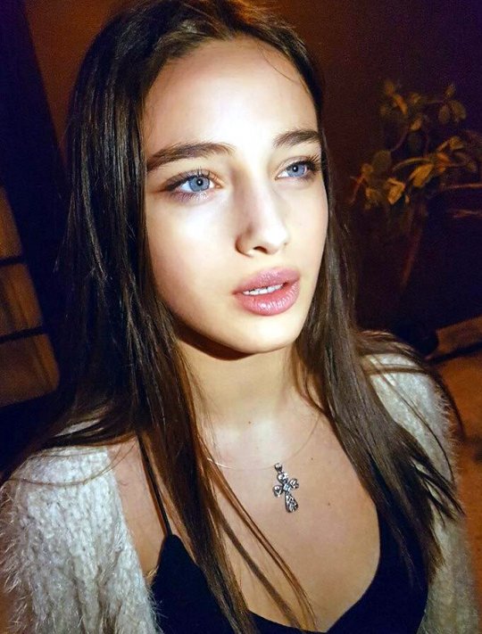 anamaria.jpg