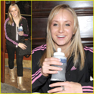 nastia_liukin_gold_gossip_girl.jpg