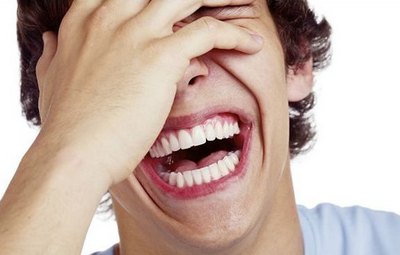 150406092744_laugh_young_man_laughing_624x351_thinkstock_jpg_JPEG_Image_660_371_pixels___2016_08_24.jpg