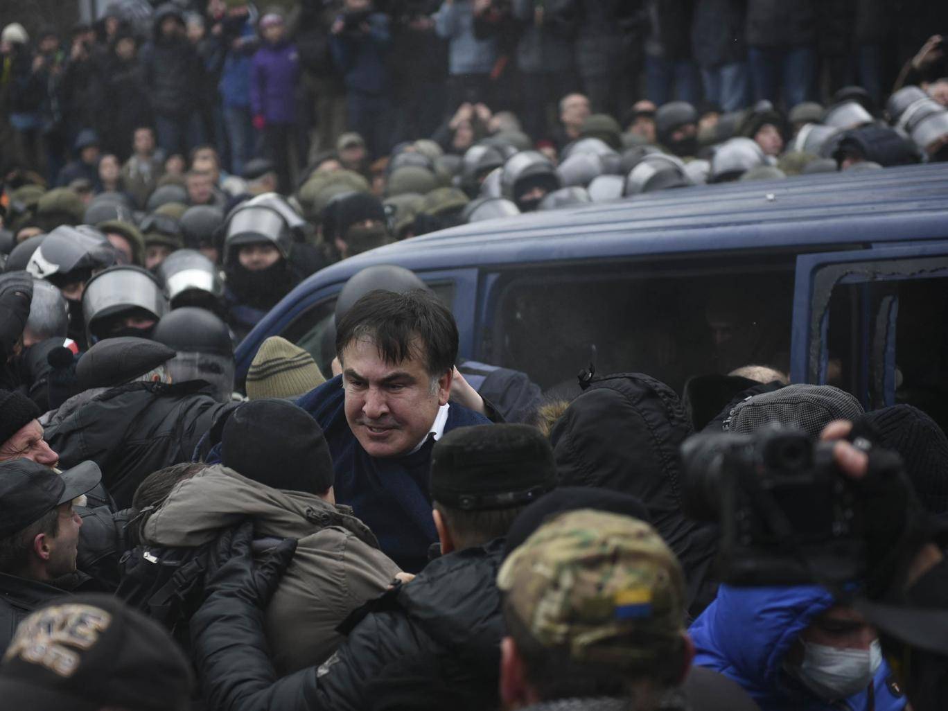 saakashvili_freed_2.jpg