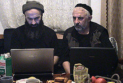 Shamil_Basayev_and_Aslan_Maschadov.jpeg