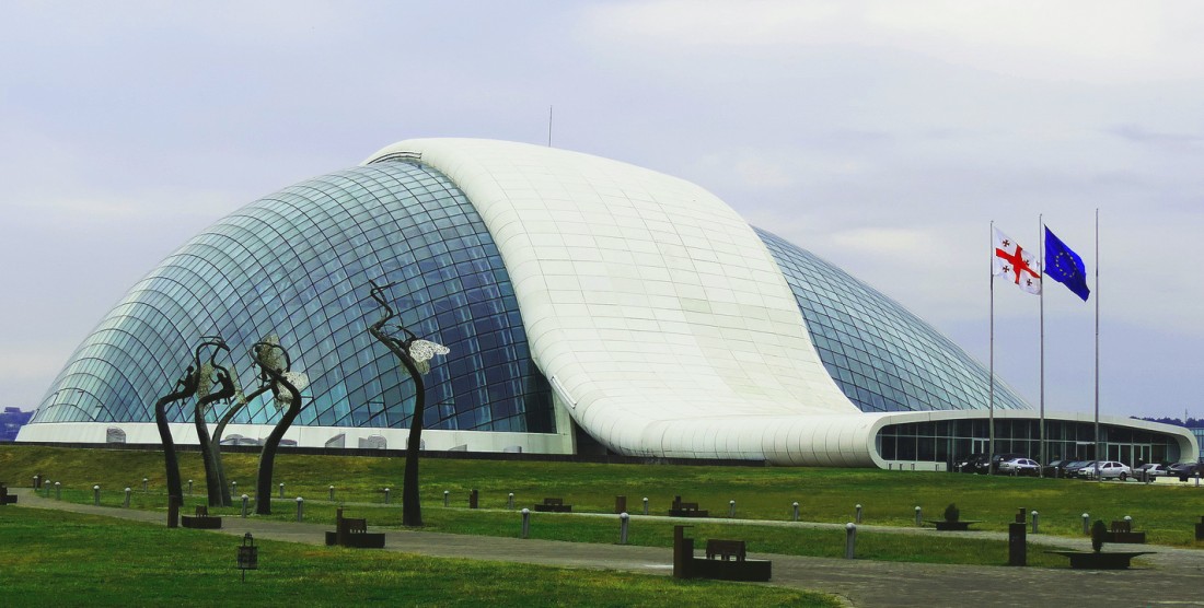 Parlament_of_Georgia_Kutaisi.jpg