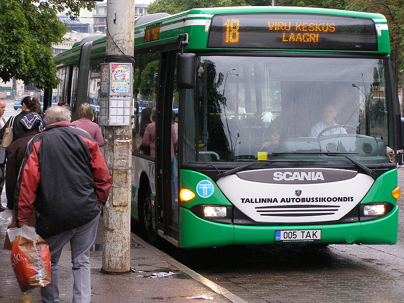 800px_Tallin_bus_1.jpg