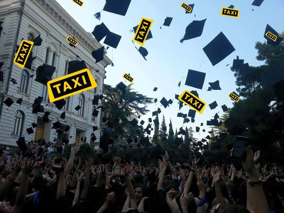 38033475_1083908601778655_618046850456354816_n.jpg