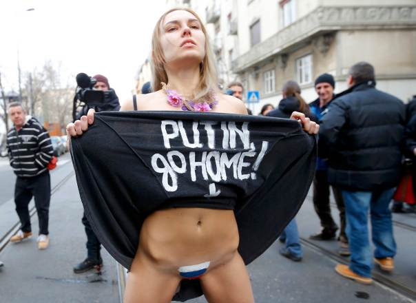 2015_02_17T153204Z_1296458611_LR2EB2H175567_RTRMADP_3_HUNGARY_PROTEST.JPG