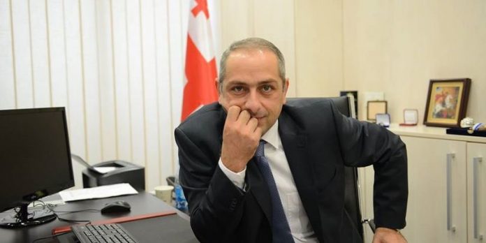 sesiashvili_696x348.jpg