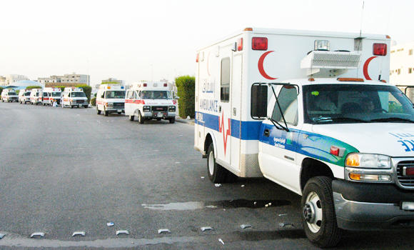Ambulances_wait_near_the_Saudi_1.jpg