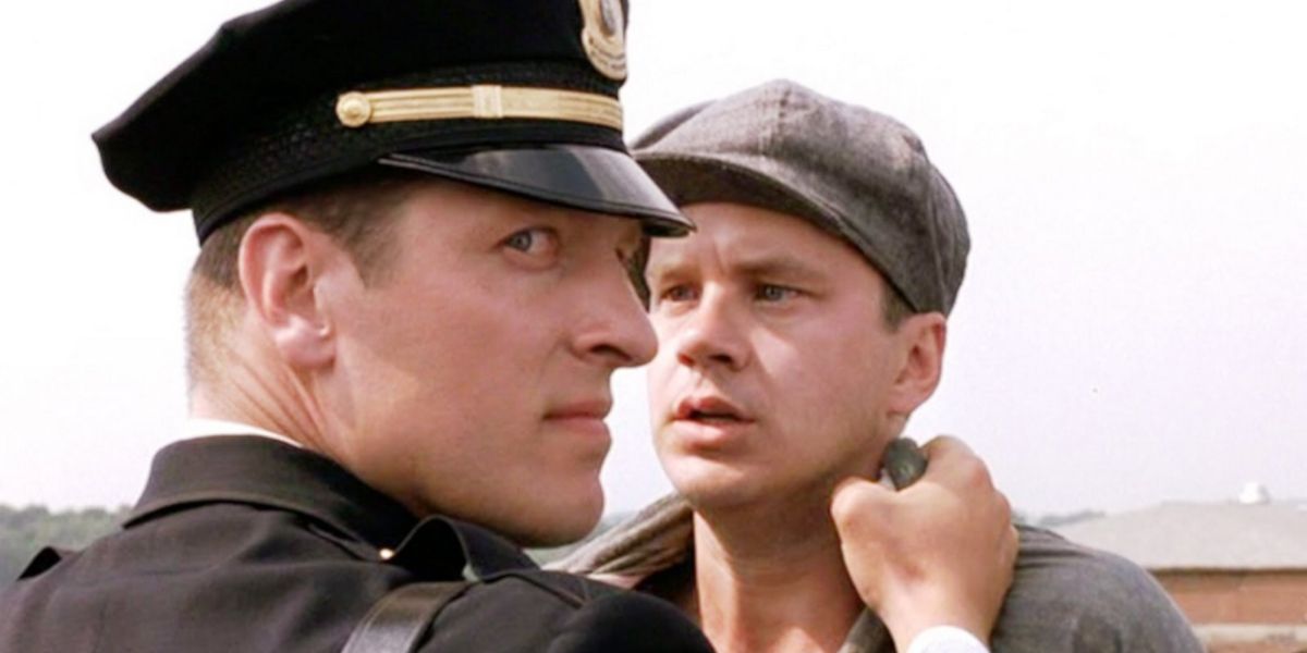 Clancy_Brown_as_the_cruel_Captain_Hadley_in_the_Shawshank_Redemption00.jpg