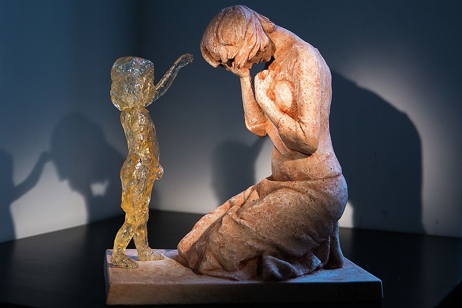 Sculpture_by_Martin_Hudacek_Oct_20_2015_Credit_Daniel_Ibanez_CNA_10_20_15.jpg