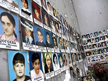 350px_Beslan_school_no_1_victim_photos.jpg