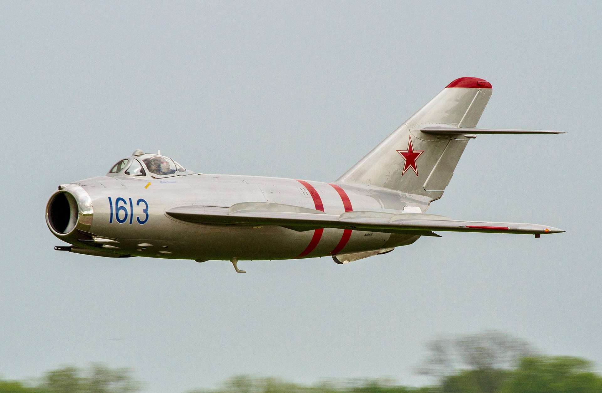 MiG_17_Takes_to_the_Sky__cropped_.jpg