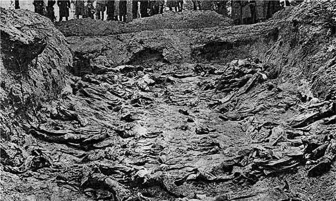 76_let_nazad_nkvd_nachal_vyvozit_polyakov_v_katyn__Katyn_massacre_1.jpg.jpg