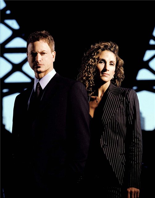Gary_Sinise___Melina_Kanakaredes___CSI_NY__MAck_Mac__Teylor___Stella_Bonasera_.jpg
