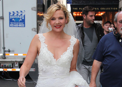 kim_cattrall_satc_wedding.jpg