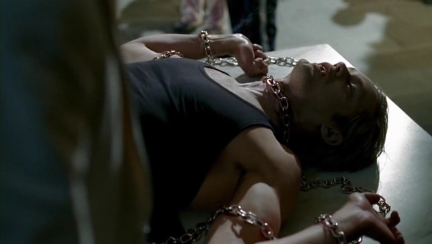 True_Blood.s02e08..avi_000257840.jpg