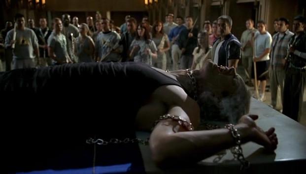 True_Blood.s02e08..avi_000241866.jpg