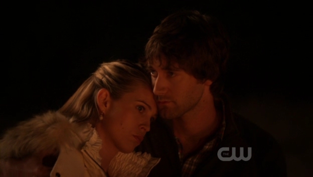 90210_S2_E10.avi_000588879.jpg