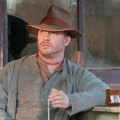 Tom_Hardy_Forrest_Bondurant_Lawless_tom_hardy_32045942_403_403.jpg