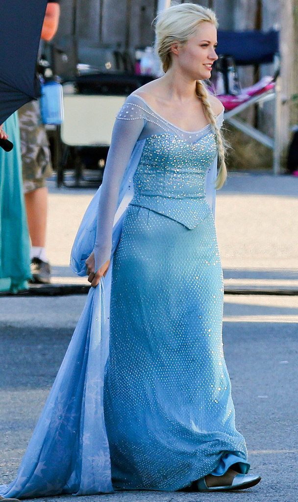 rs_608x1024_140717075007_634.georgina_haig_frozen.ls.71714.jpg