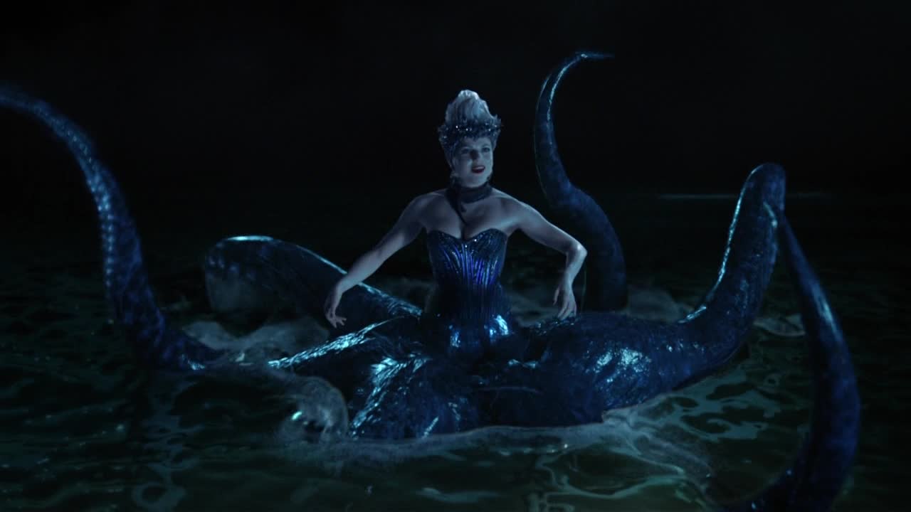 OUAT_306_Ursula_Cosplay.jpg