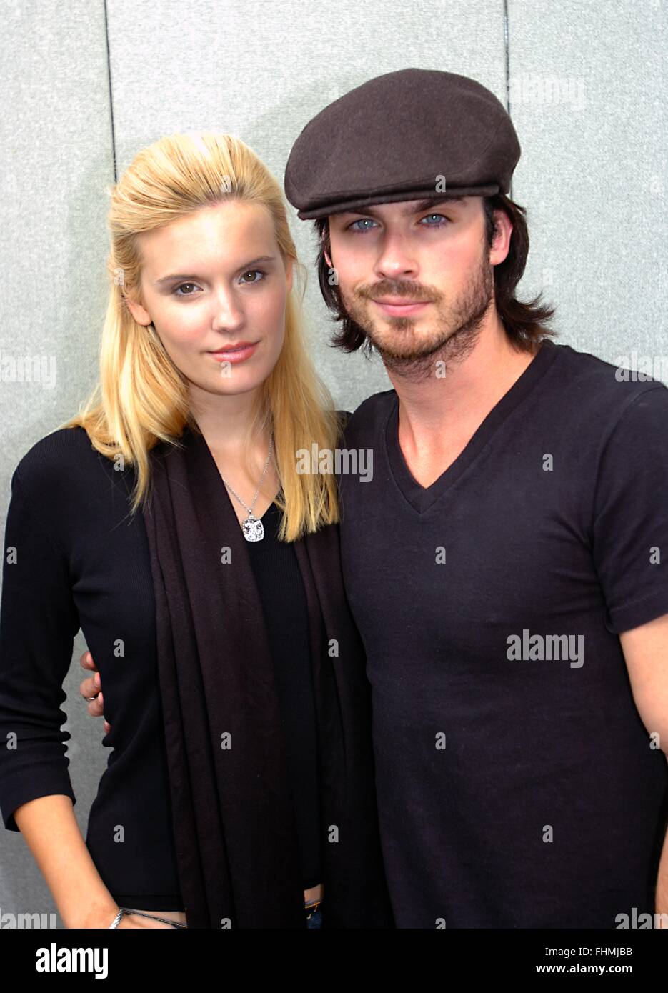 maggie_grace_and_ian_somerhalder_at_collectormania_milton_keyenspicture_FHMJBB.jpg