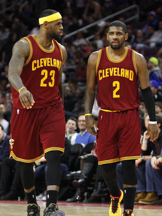 635597185906014271_2015_02_16_LeBron_Kyrie.jpg