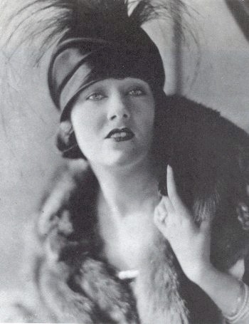 gloria_swanson1.jpg