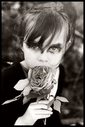 Hallow__s_Child_by_kittynn.jpg