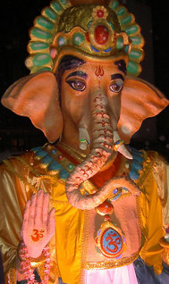 190px_Ganesha_divali.jpg
