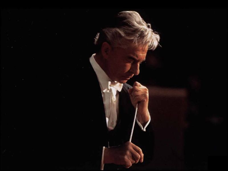 800px_Karajan.jpg