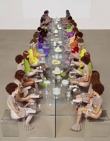 artwork_images_179379_209510_vanessa_beecroft_1_.jpg