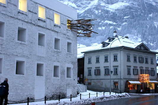 gelbeaus3.jpg