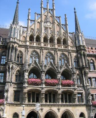 munchen_marienplatz2.jpg