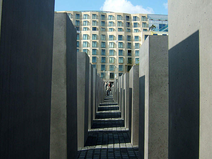 berlin_memorial_1.JPG
