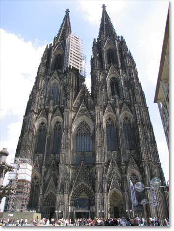 cologne_cathedralDay.jpg