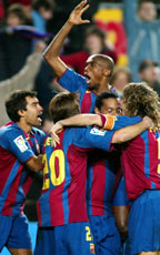 acc_vert_etoo_barca28.jpg