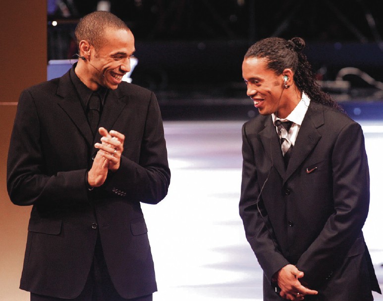 2005_1_19_henry_et_ronaldinho.jpg