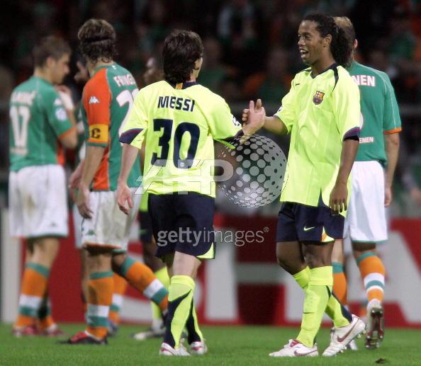2005_09_15leo_ronaldinho_bremen.jpg