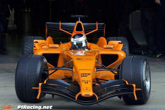 Copy_of_McLaren_2006_05.jpg