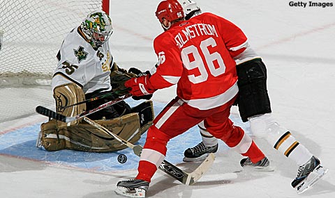 turco_marty_makes_save_against_wings_480x285.jpg