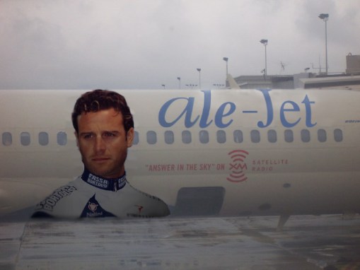 alejet.jpg