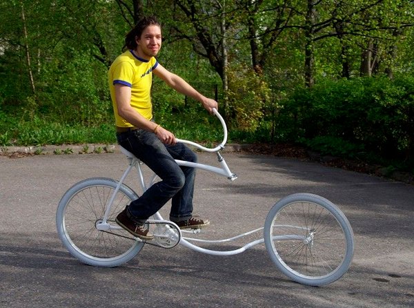 olli_erkkila_forkless_cruiser_bike_concept_2.jpg