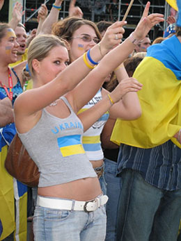 girl3.jpg